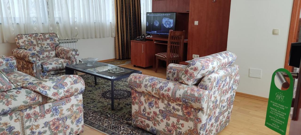 Hotel Art 4*